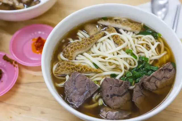 Soupe de nouilles au bœuf